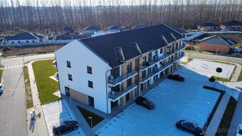 PRENÁJOM - kompletne zariadený 2 izbový byt - 12