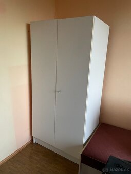 NÁBYTOK ZA ODVOZ ALEBO PÁR DROBNÝCH - 12