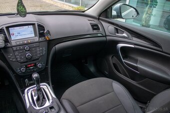 Opel Insignia 2.0 Turbo ECOTEC AWD Cosmo A/T, 162kW - 12