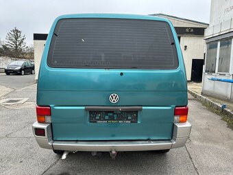 VW T4 MULTIVAN 2,4D - 12