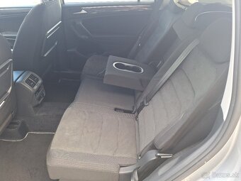 Volkswagen Tiguan - 12