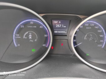 Hyundai ix35 - 12