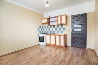 1-izbový byt blízko stanice, Nové Zámky – 35,87m2 - 12