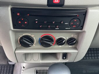 Renault Kangoo 1,5 Dci 5 míst 1. majitel - 12