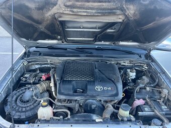 Toyota Hilux 3.0l D-4D, Sol A/T - 12