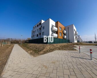 REZERVOVANÉ AKTUÁLNE v ponuke štýlový 1i byt s kompletným za - 12