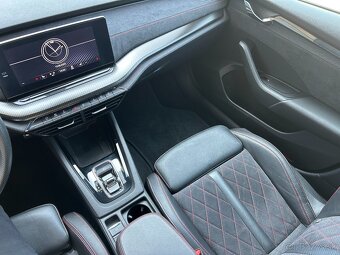 Škoda Octavia Combi 2.0 TSI RS DSG - 12
