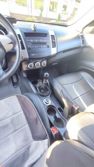 Mitsubishi Outlander 2,0 diesel, 103kW - 12