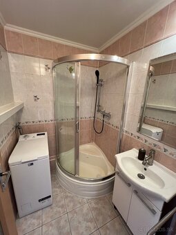 Prenájom 3 izbový byt s balkónom - 12