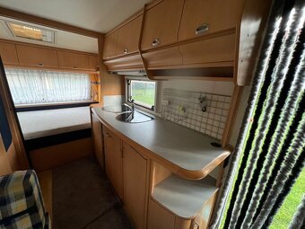 Karavan HOBBY 440,markíza, predstan,veľmi zachovalý - 12