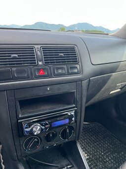 Golf 4 - 12