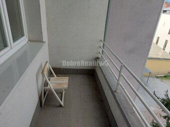 PRENÁJOM: VEĽKOMETRÁŽNY 2 IZBOVÝ BYT S 2 LOGGIAMI, CENTRUM - 12