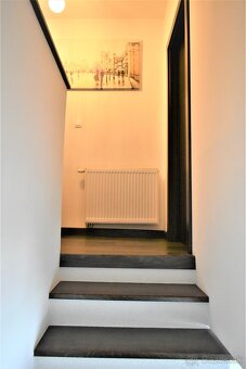 Predám mezonetový 4 izbový byt v centre - 12