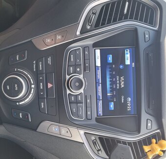 Hyundai Santa Fe 2.2 CRDi 4x4 Premium A/T - 12