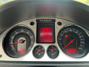 VW PASSAT B6 2.0 FSI 2006 - benzín - 12