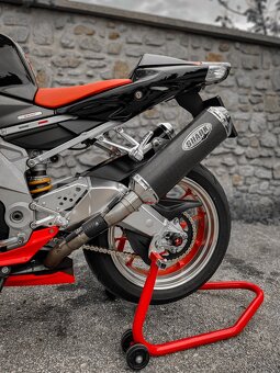 APRILIA RSV1000R FACTORY - 12
