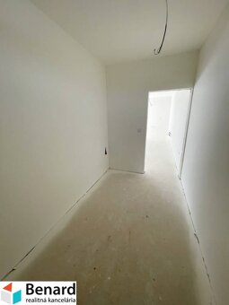 PREŠOV-2 IZBOVÝ BYT, NOVOSTAVBA, 64 m2,SOLIVAR.,UL. ZLATOBAN - 12