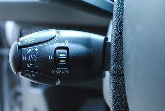 Peugeot 308 1.6 BlueHDi⭐AUTOMAT⭐PREVERENÉ VOZIDLO - 12