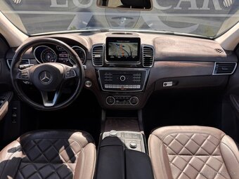 Mercedes-Benz GLS 400 4MATIC A/T - 12