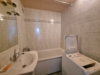 NA PREDAJ 3 IZBOVÝ BYT s LOGGIOU 70 m2 PIEŠŤANY - 12