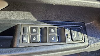 LADA VESTA CROSS - 12