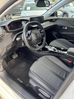 Peugeot 208 1.2 PureTech 100 Allure Pack EAT8 - 12