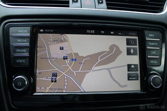 Škoda Octavia Combi 2.0 TDI RS DSG - 12