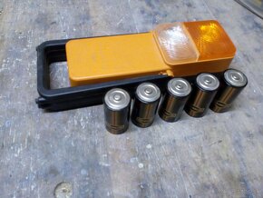 vystrazne halogenove svetlo pre kamion / auto - 12