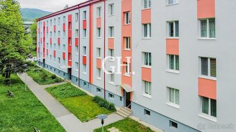 Ideálny 2-izbový byt v srdci Revúcej – s loggiou, dvoma pivn - 12