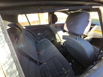 Vw golf 5 1.9 77kw - 12