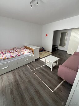 Exkluzívne 1 izb. byt s balkónom - 12
