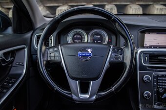Volvo V60 D4 , 120kW / AJ NA SPLÁTKY / PROTIÚČET / - 12