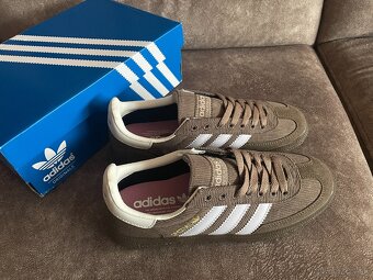 Adidas Handball Spezial tenisky - 12