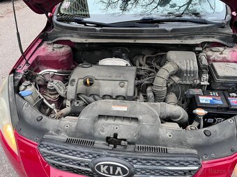 KIA ProCeed 1.6i 2008, výborný stav, STK do 2026 - 12