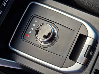 Land Rover Discovery Sport 2.0L TD4 HSE AT 4x4 - 12