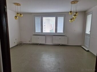 Predaj - 3-izb. byt pripravený na rekonštrukciu v žiadanej l - 12