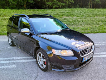 PREDÁM VOLVO V50 R-DESIGN 2.0D 100KW NAJAZDENÉ 172TISÍC KM - 12