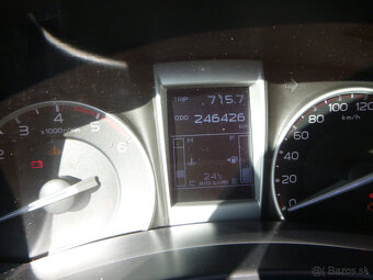 Isuzu DMax Twin turbo 2.5 Tdi 120 kw 2013 - 12