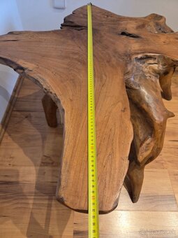 Masívny koreňový stolík - 12