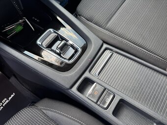 Škoda Octavia Combi 2.0 TDI 2023 DSG - 12