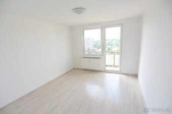 Na predaj pekný 3 izbový byt Bánovce nad Bebravou, 3x balkón - 12