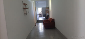 Krásna príroda, pokojný život, dom v obci Pere, Maďarsko - 12