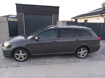 Predam Toyota Avensis combi 2.2 D4D - 12