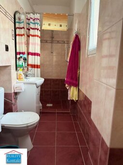 Predáme rodinný dom -Čechy okr. Nové Zámky - 12