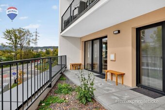 NOVINKA  Skvelý 2 izbový byt s terasou a parkingom - 12