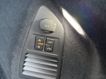 Volkswagen Touareg R-Line, 210kW (286PS), 3/2020, 87.920km - 12