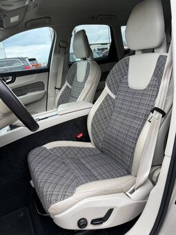 Volvo XC60 D5 Momentum AWD A/T - 12