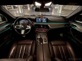 BMW 520d XDrive M-packet A/T G30 - 12
