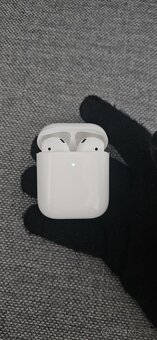 AirPods 2. generácie - 12