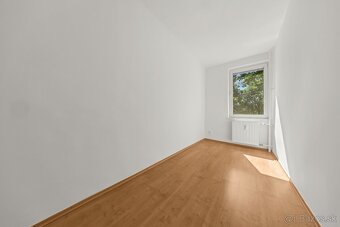 RK4- na predaj 2,5 iz. byt- balkón a loggia, Štrkovec, IHNEĎ - 12